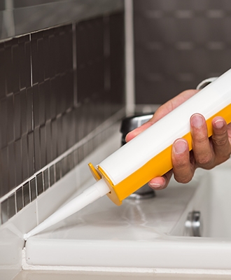 Tub/Shower Caulking